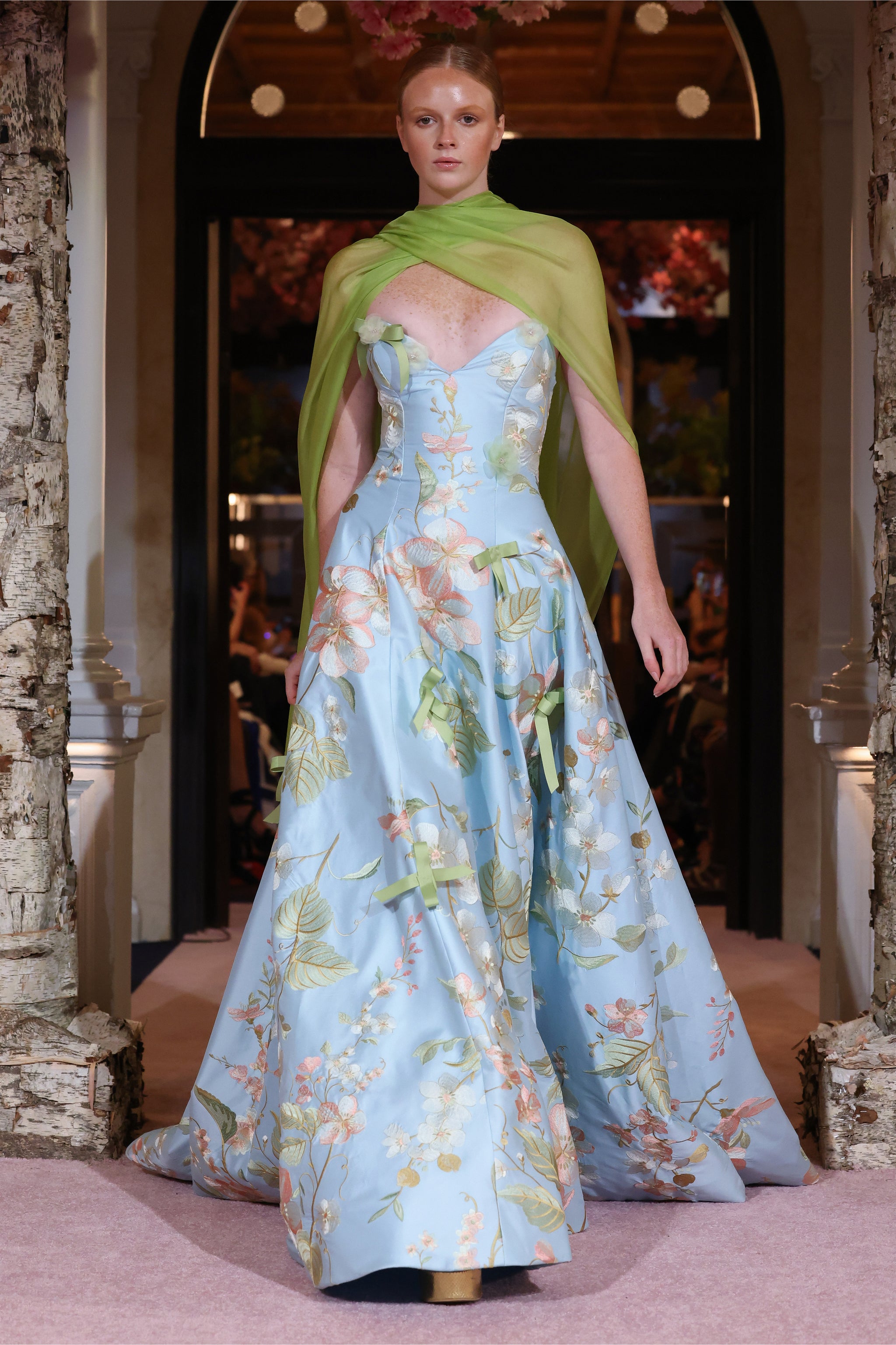 green emerald velvet dress Pink Luxury Evening Dress with Feather main image 1