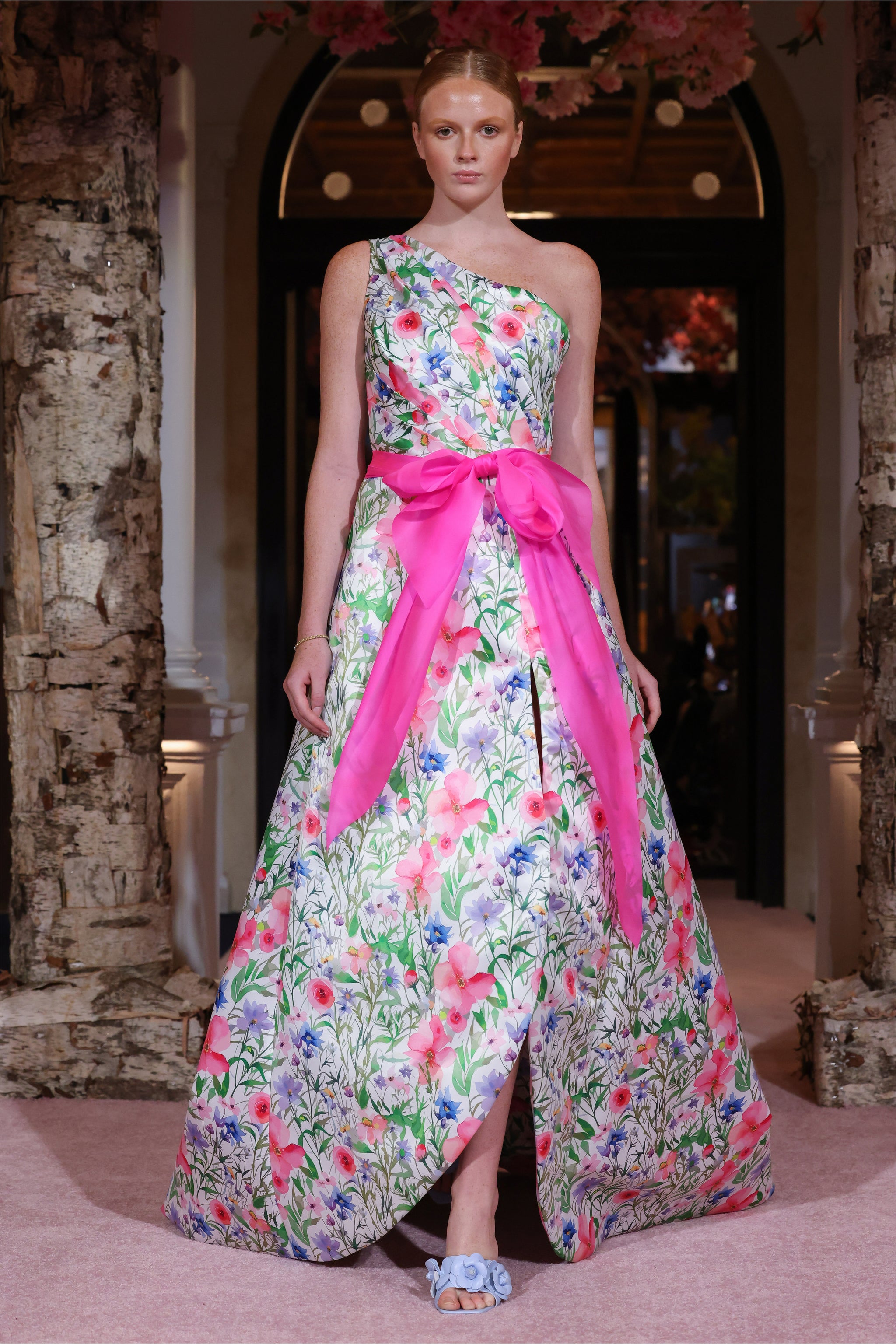 Ready-to-Wear Designer Gowns | Spring 2025 Collection Nardos Ready-to-Wear Designer Gowns | Spring 2025 Collection Nardos