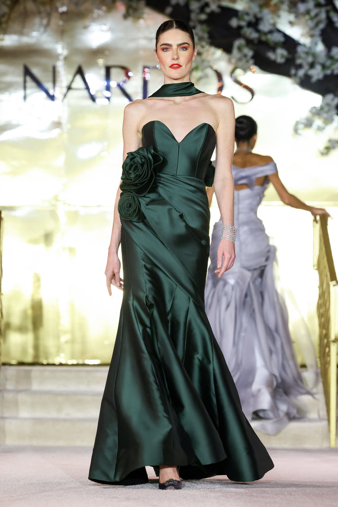 Designer Mother-of-the-Bride Dresses in New York | NARDOS Nardos Designer Mother-of-the-Bride Dresses in New York | NARDOS Nardos
